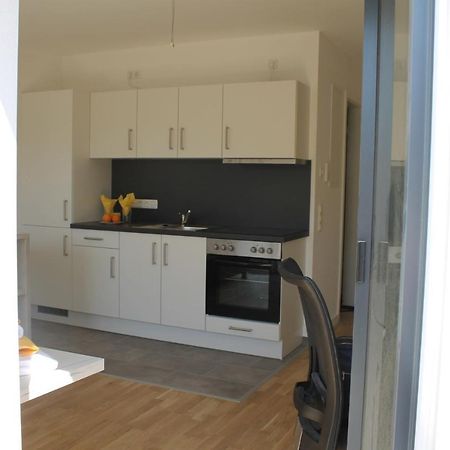1 Zimmer Studioapartment Mit Bis Zu 2 Einzelbetten In Der Land Of Living Kelheim Exterior foto