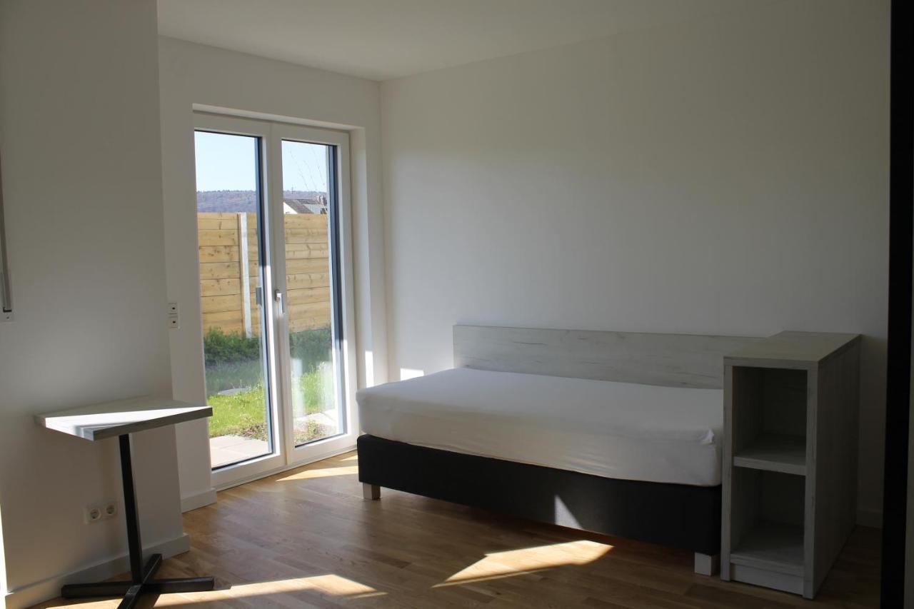 1 Zimmer Studioapartment Mit Bis Zu 2 Einzelbetten In Der Land Of Living Kelheim Exterior foto